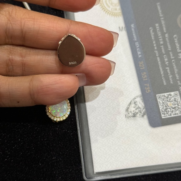 Real Genuine GRA Certified Opal Urn Jewelry Cremation VVS Moissnaite diamond urn - Picture 3 of 13